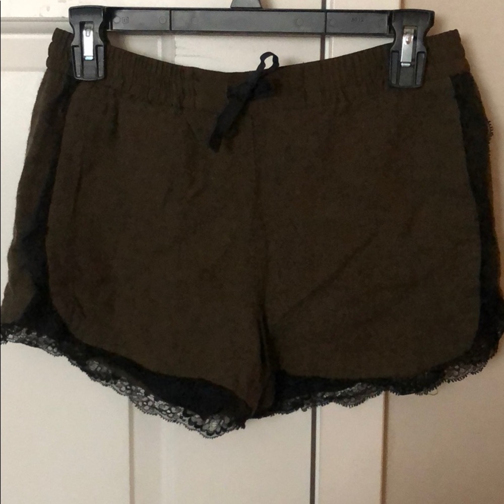 Zara moss green shorts with lace trimmings